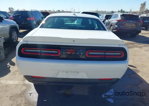 2021 Dodge Challenger R/T из США, поврежденный, VIN 2C3CDZBT0MH651440